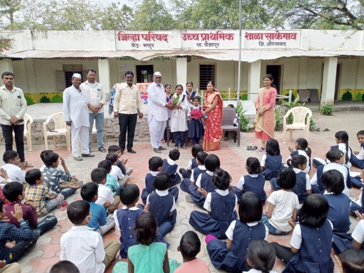 अनाथ बालिकेची शैक्षणिक जबाबदारी घेऊन केला महिला दिन साजरा